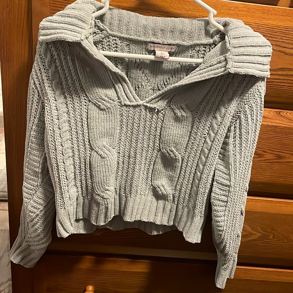 Sincerely Jules small knit sweater